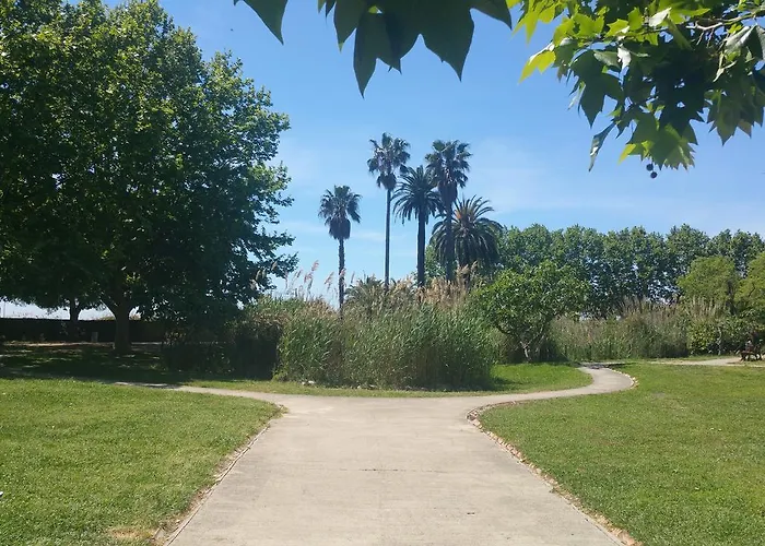 Les Pins Bleus Ζουάν λε Πιν